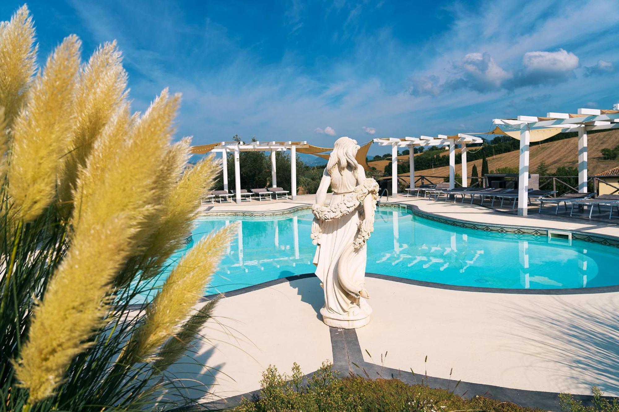 Casa Grimaldi Boutique Hotel & Restaurant Matelica Luaran gambar